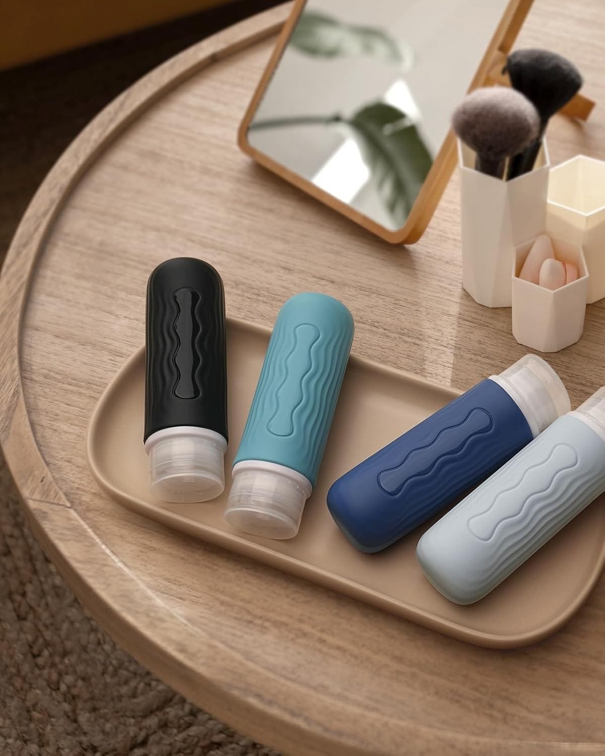 Yinke Botellas de silicona de viaje para artículos de tocador, aprobados por la TSA, recipientes de tamaño de viaje de 3 onzas y sin BPA, a prueba de fugas, accesorios de viaje recargables para champú - Imagen 8