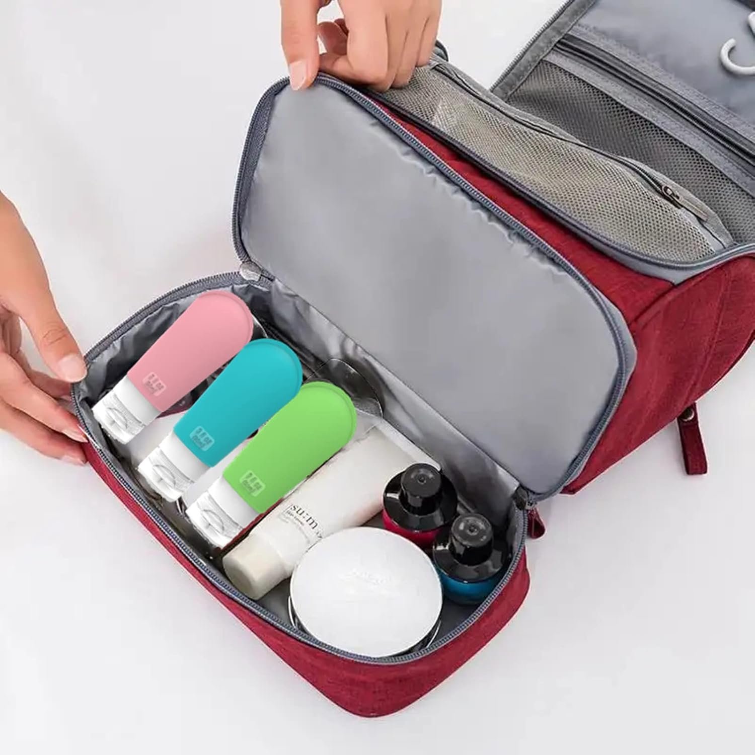 IraXpro Botellas de Viaje Silicona 4 Pack,90ml,BPA Free,Aprobado por la TSA Botes Viaje Rellenado Juego a Prueba de Fugas,Accesorios de Viaje para Champús,Acondicionador,Loción y Artículos de Tocador - Imagen 3